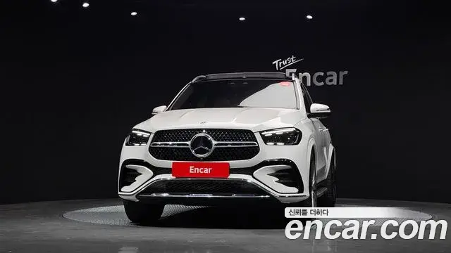 Mercedes-Benz GLE-Class 2024 — Фото 3/20