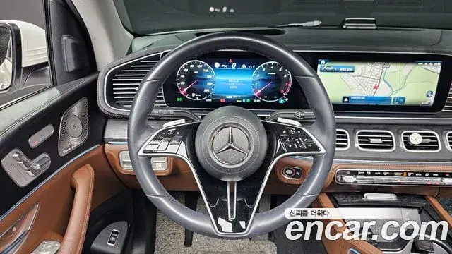 Mercedes-Benz GLE-Class 2024 — Фото 14/20