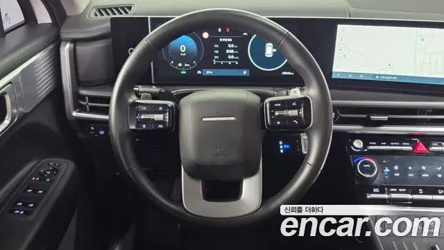 Hyundai Santa Fe 2023 — Photo 29/35