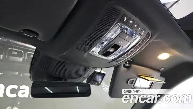 Mercedes-Benz GLS-Class 2023 — Фото 17/20