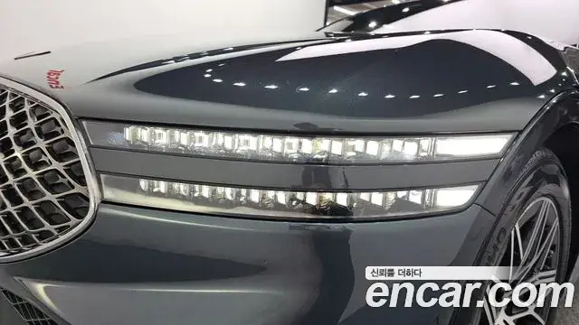 Genesis G90 2022 — ფოტო 26/31