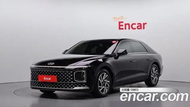 Hyundai Grandeur 2023 — Фото 1/20