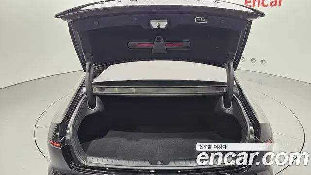Hyundai Grandeur 2023 — Фото 20/20