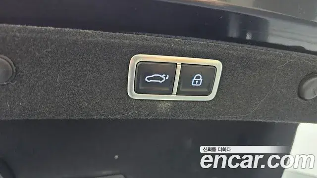 Hyundai Grandeur Hybrid 2023 — Photo 6/30