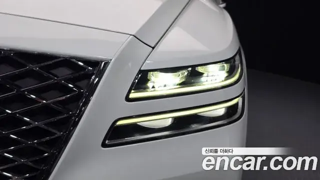 Genesis GV80 2021 — ფოტო 27/32