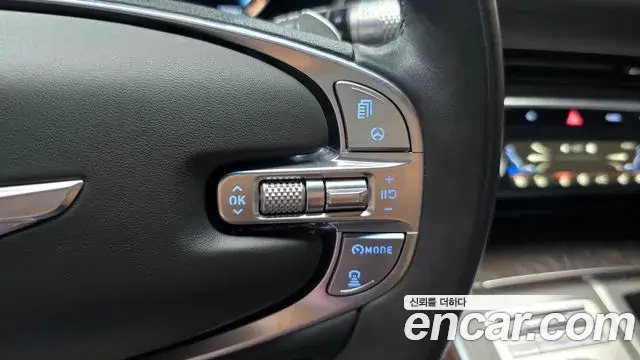 Genesis GV80 2021 — ფოტო 25/32