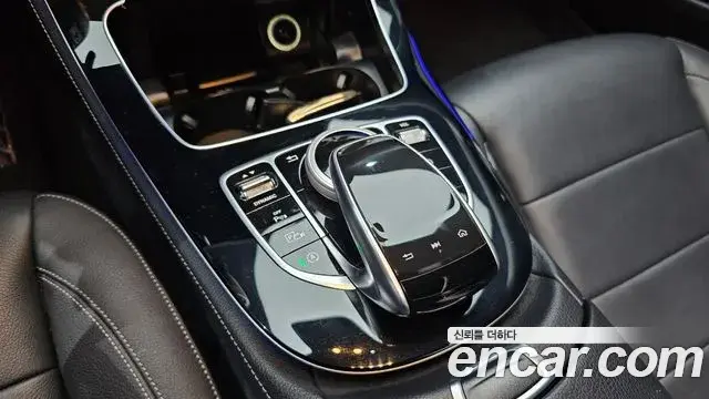 Mercedes-Benz E-Class 2018 — Фото 19/20