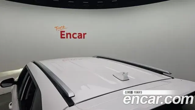 Kia Seltos 2023 — Şəkil 13/34