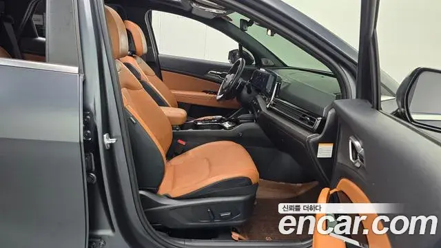 Kia Sportage 2022 — Фото 11/20