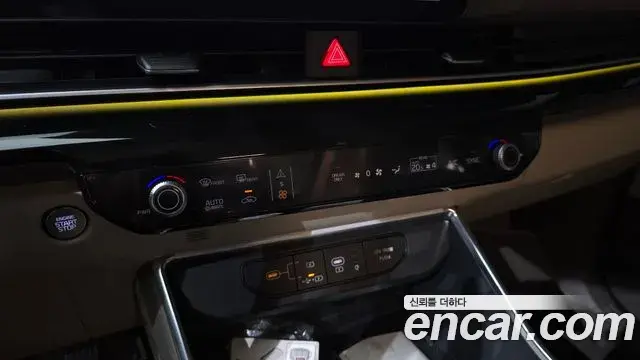 Kia Carnival 2024 — ფოტო 12/36