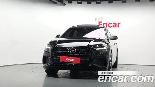 Audi Q7 2023 — Фото 3/20