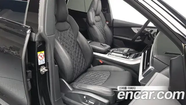Audi Q7 2023 — Фото 12/20