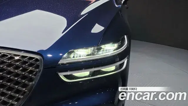 Genesis GV70 2021 — Photo 7/36