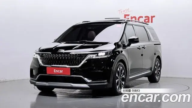 Kia Carnival 2021 — Фото 1/20