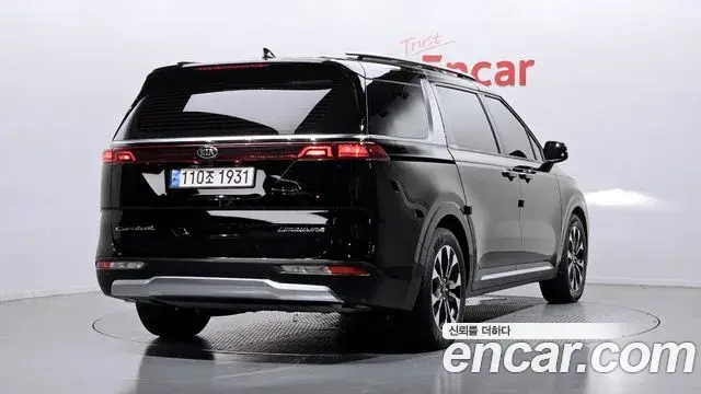 Kia Carnival 2021 — Фото 2/20