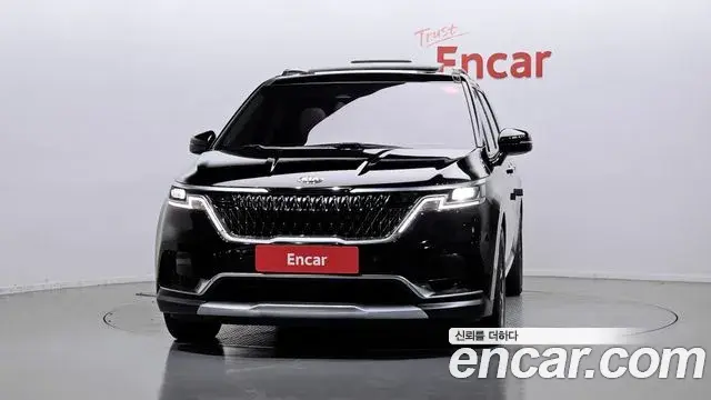 Kia Carnival 2021 — Фото 3/20