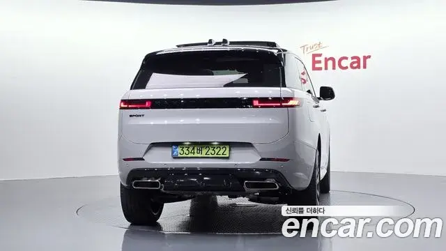 Land Rover Range Rover Sport 2026 — Фото 4/20