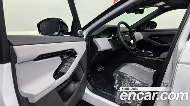 Land Rover Range Rover Evoque 2026 — Şəkil 6/20