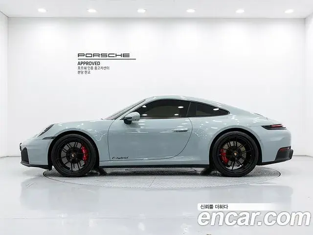 Porsche 911 2025 — Şəkil 12/20