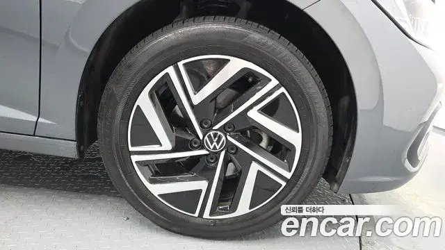 Volkswagen Jetta 2024 — Şəkil 3/33