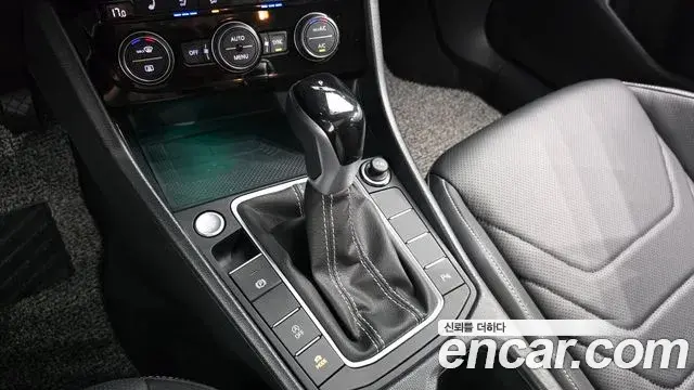 Volkswagen Jetta 2024 — Şəkil 7/33