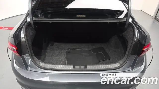 Volkswagen Jetta 2024 — Şəkil 4/33