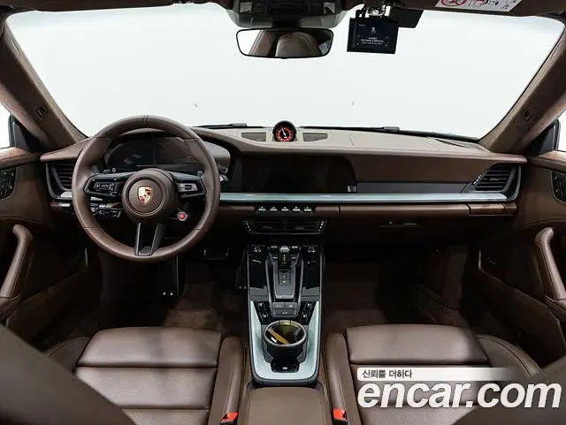 Porsche 911 2025 — Şəkil 17/19