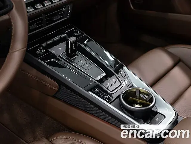 Porsche 911 2025 — Şəkil 2/19