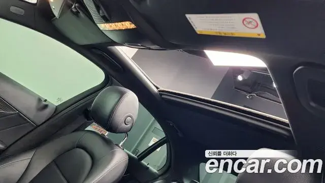 Mercedes-Benz C-Class 2019 — Фото 19/20