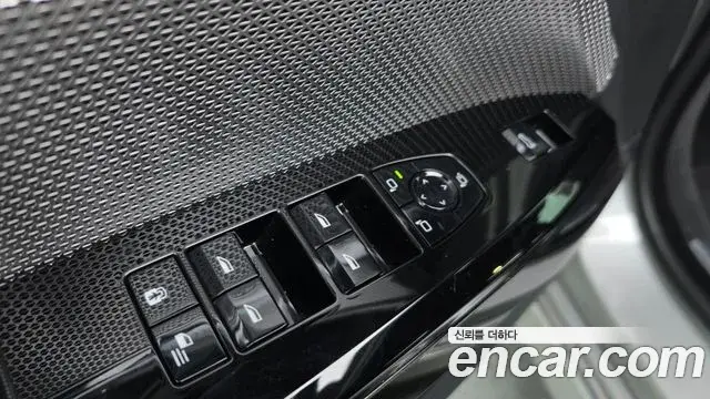 BMW 7 Series 2023 — Photo 38/38
