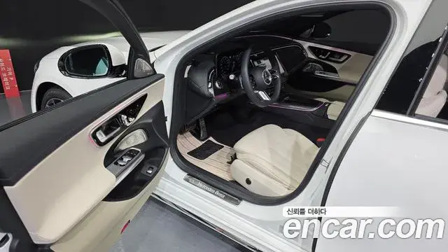 Mercedes-Benz E-Class 2026 — Фото 10/20