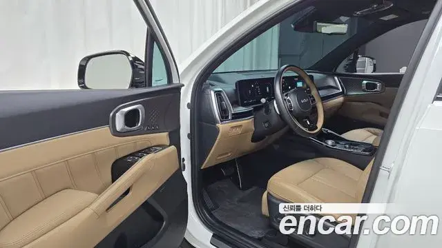 Kia Sorento 2024 — Фото 10/20