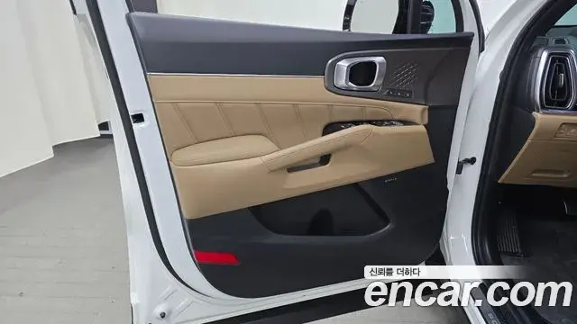 Kia Sorento 2024 — Photo 7/38