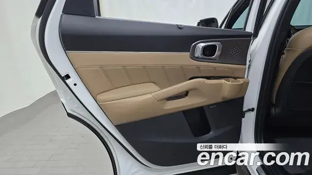 Kia Sorento 2024 — Photo 25/38