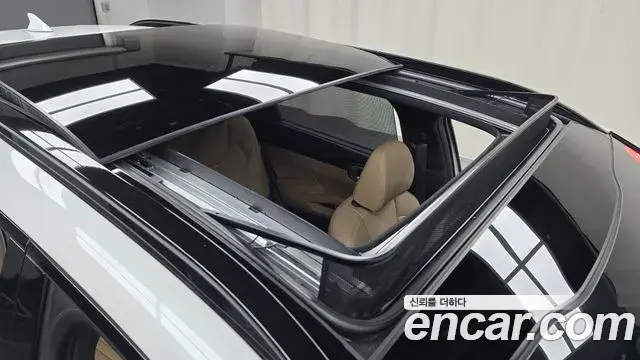 Kia Sorento 2024 — Photo 18/38
