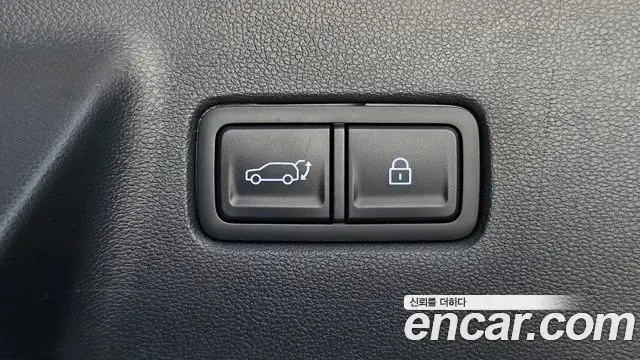 Hyundai Santa Fe 2024 — Photo 32/33