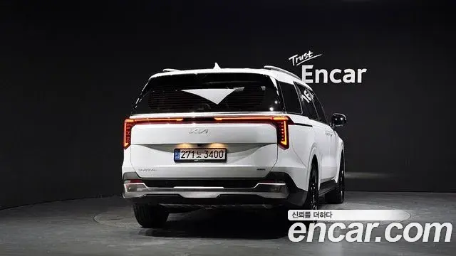 Kia Carnival 2024 — Şəkil 12/35