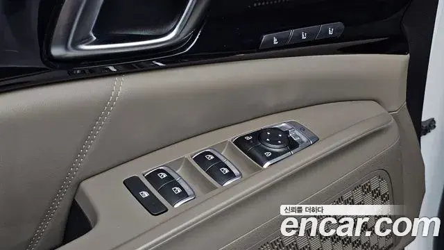 Kia Carnival 2024 — Şəkil 8/35