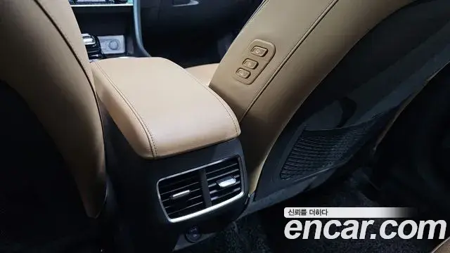 Hyundai Sonata Hybrid 2019 — ფოტო 19/30