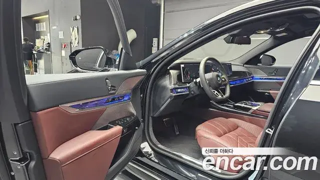 BMW 7 Series 2025 — ფოტო 12/35