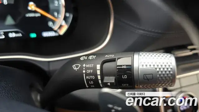 Genesis GV80 2020 — ფოტო 30/32