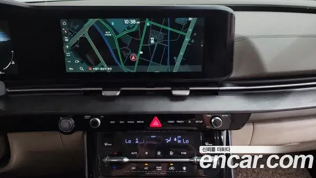 Kia Carnival 2020 — Фото 13/20