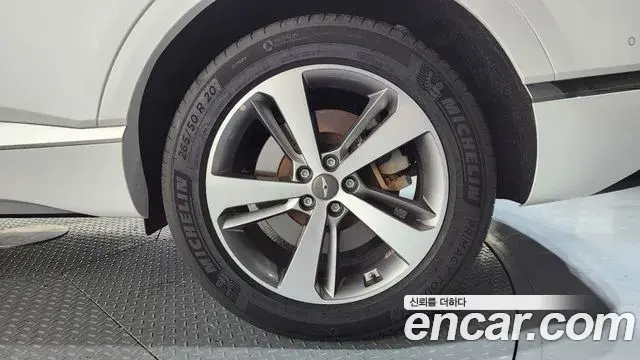 Genesis GV80 2022 — ფოტო 20/35