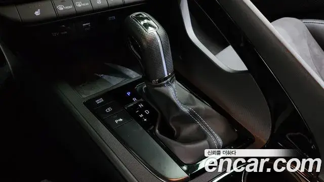 Hyundai The New Avante Hybrid 2022 — ფოტო 26/34