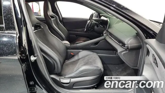 Hyundai The New Avante Hybrid 2022 — ფოტო 30/34