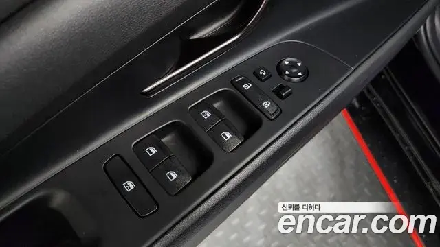 Hyundai The New Avante Hybrid 2022 — ფოტო 25/34
