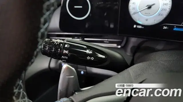 Hyundai The New Avante Hybrid 2022 — ფოტო 1/34