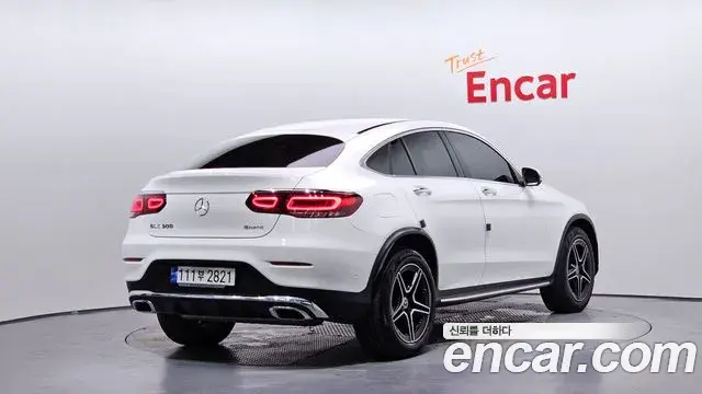 Mercedes-Benz GLC-Class 2023 — Photo 23/32