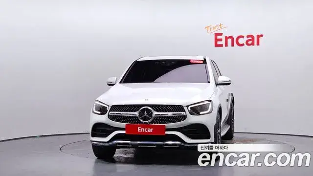 Mercedes-Benz GLC-Class 2023 — Photo 20/32