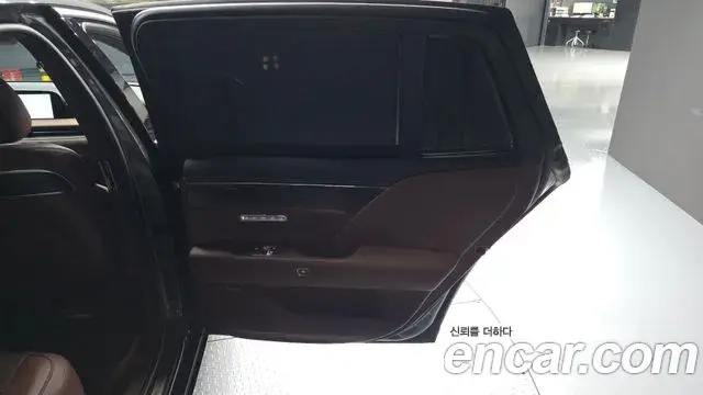 Genesis G90 2022 — Şəkil 2/34